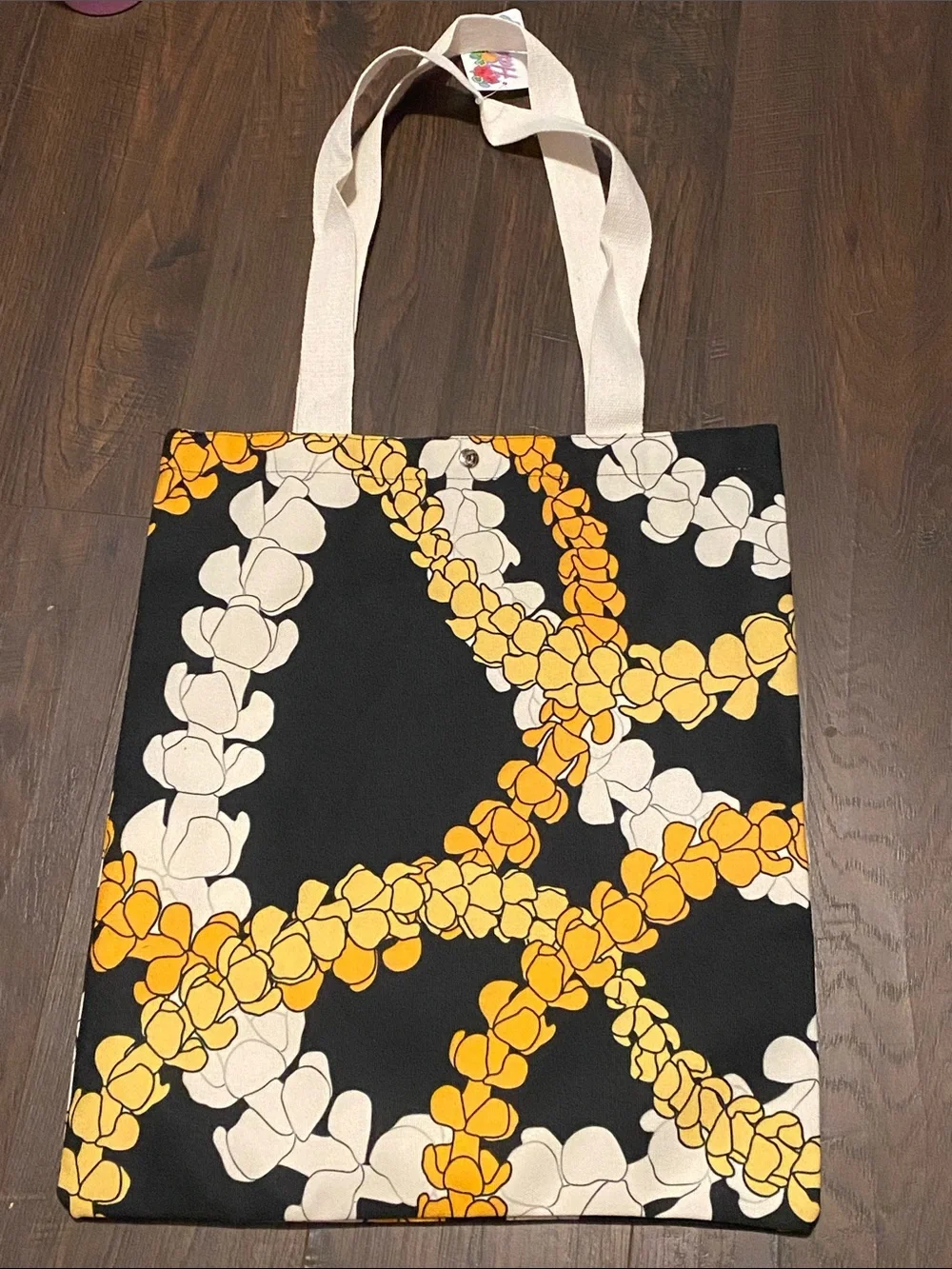 NWT Island Sense Canvas Floral Print Tote Bag 💛🖤
